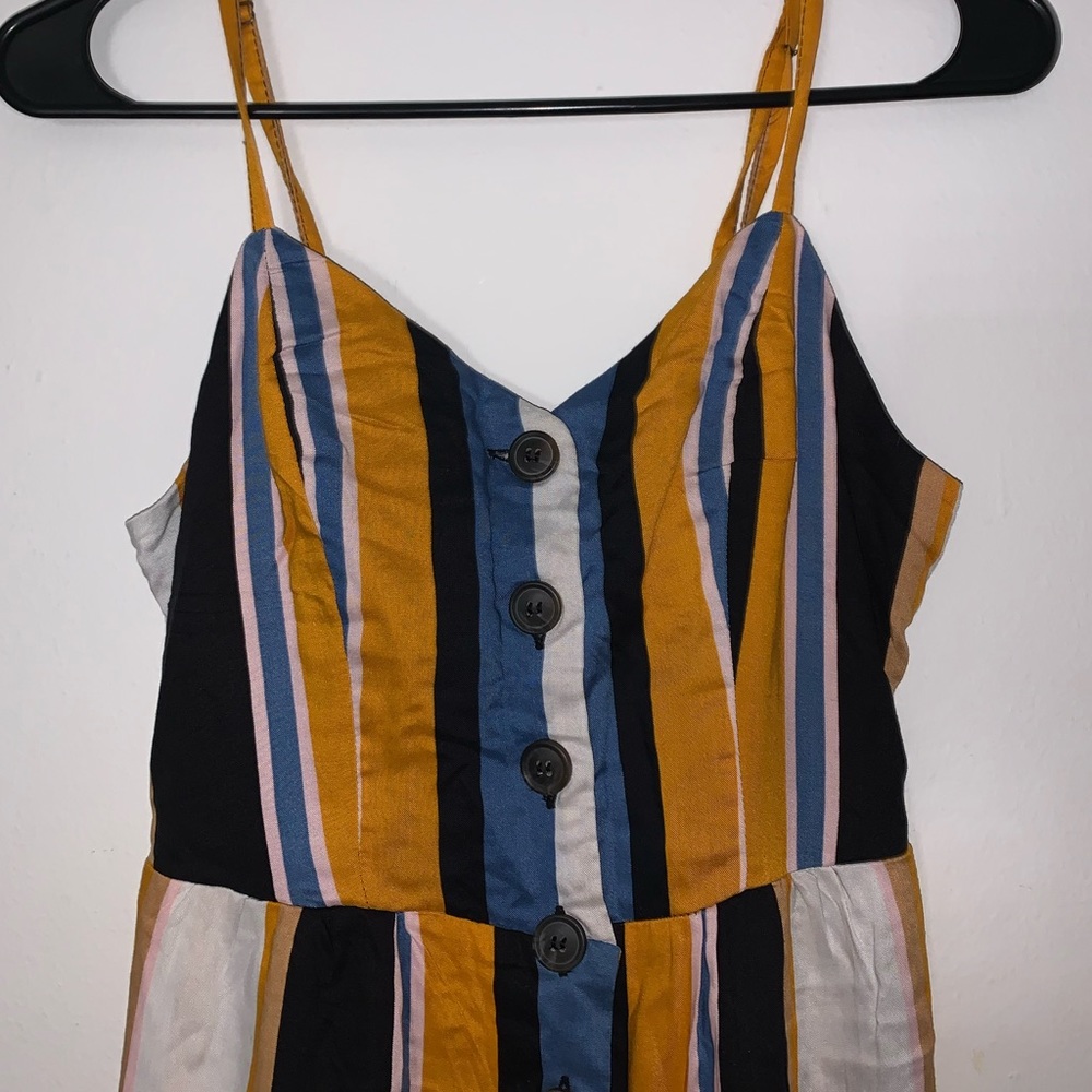 Tank top strap, jumper!